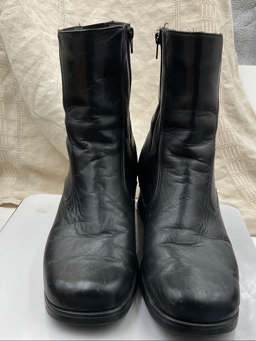 Santana Canada Black Leather Mid-Calf Zip Boots Size 10M